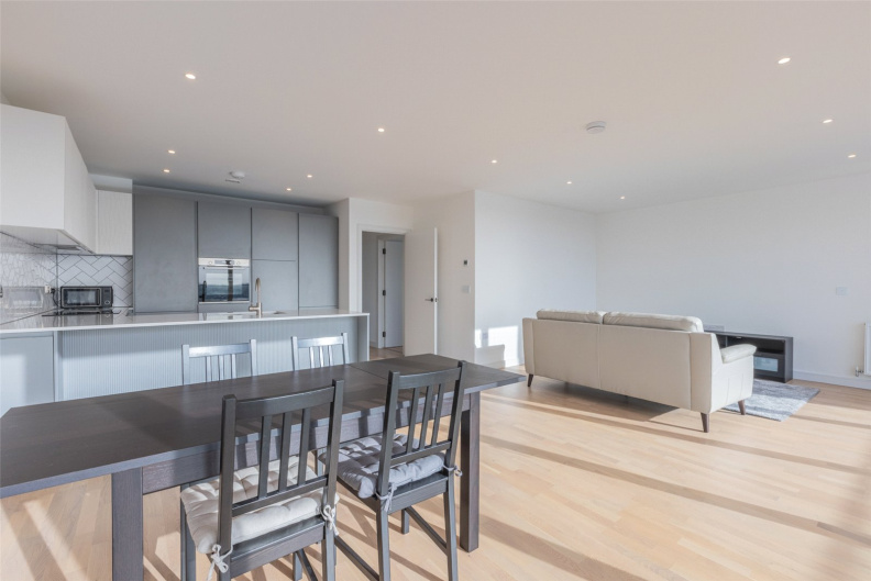 3 bedrooms apartments/flats to sale in Accolade Avenue, Southall-image 4