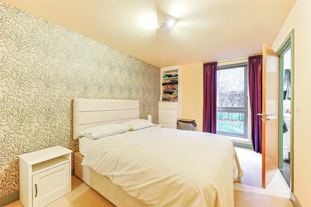 2 bedrooms apartments/flats for sale in Charcot Road, Colindale - NW9 view 5