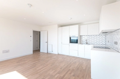 Greenleaf Walk, Southall, UB1
