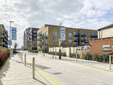 Greenleaf Walk, Southall UB1 image 14