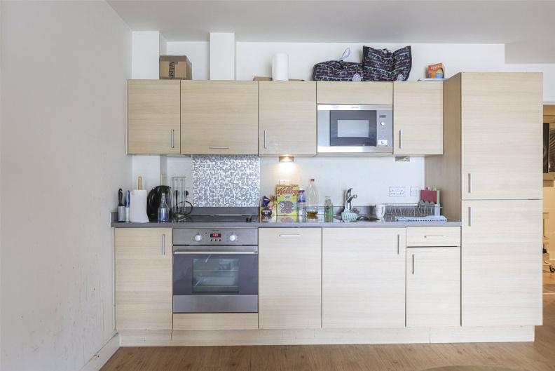 1 bedroom apartments/flats to sale in Heritage Avenue, Beaufort Park-image 9