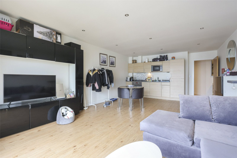 1 bedroom apartments/flats to sale in Heritage Avenue, Beaufort Park, Colindale-image 4
