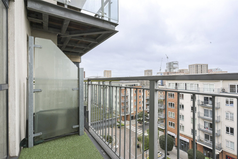 1 bedroom apartments/flats to sale in Heritage Avenue, Beaufort Park-image 12