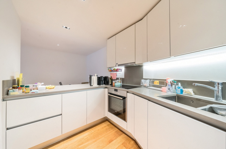 2 bedrooms apartments/flats to sale in Longfield Avenue, Ealing-image 4