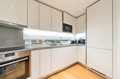 Longfield Avenue, Ealing W5 image 13