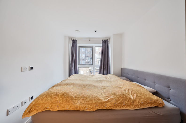 2 bedrooms apartments/flats to sale in Longfield Avenue, Ealing-image 5