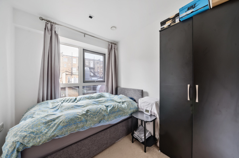 2 bedrooms apartments/flats to sale in Longfield Avenue, Ealing-image 17