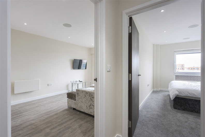 1 bedroom apartments/flats to sale in Aerodrome Road, Beaufort Park, Colindale-image 15