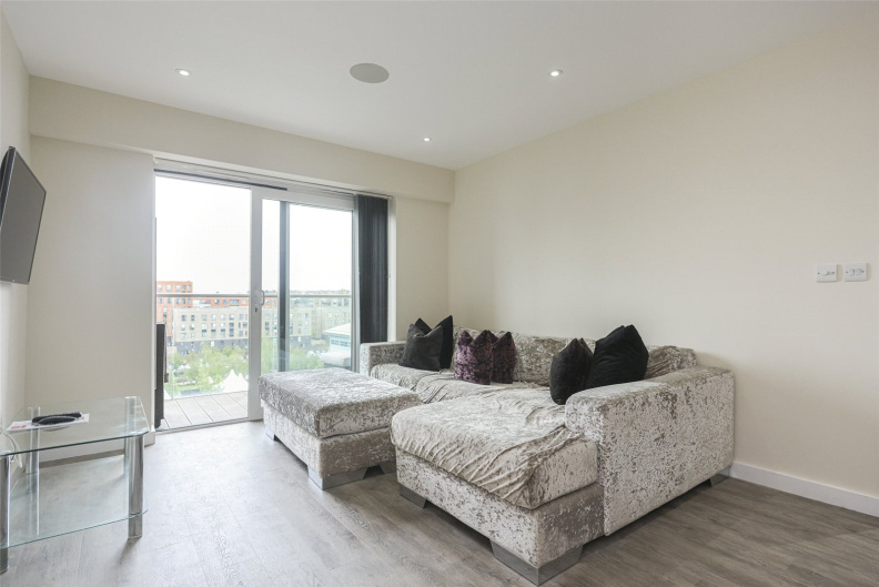 1 bedroom apartments/flats to sale in Aerodrome Road, Beaufort Park, Colindale-image 4