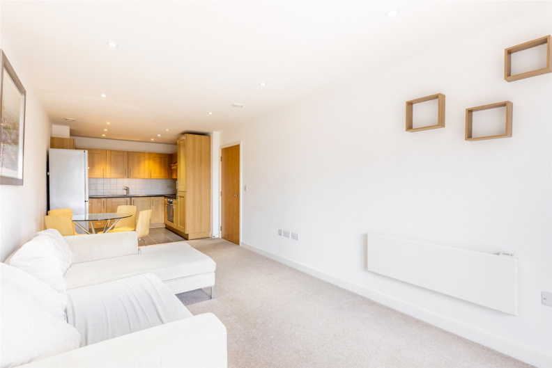 1 bedroom apartments/flats to sale in Aerodrome Road, Beaufort Park, Colindale-image 14