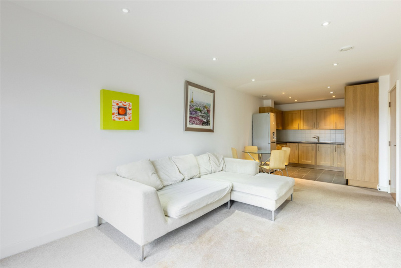 1 bedroom apartments/flats to sale in Aerodrome Road, Beaufort Park, Colindale-image 15