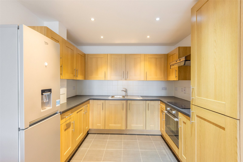1 bedroom apartments/flats to sale in Aerodrome Road, Beaufort Park, Colindale-image 11