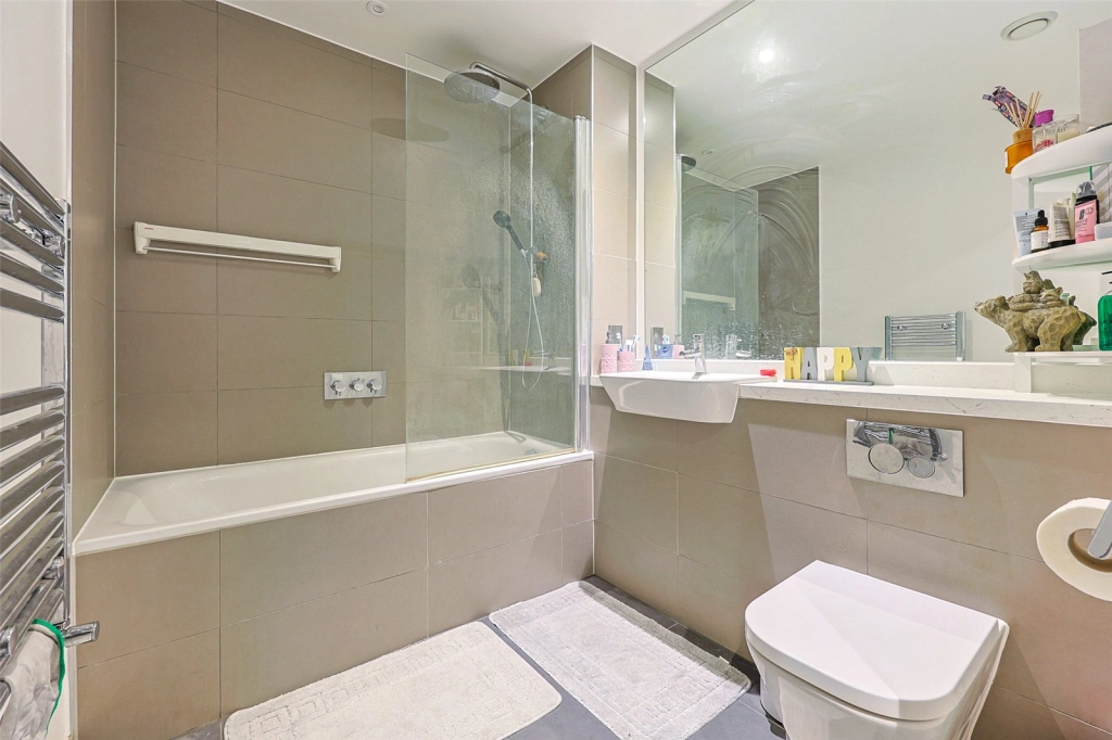 2 bedrooms apartments/flats for sale in Grove Park, Colindale - NW9 view 13