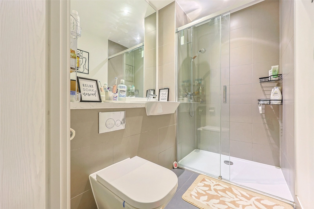 2 bedrooms apartments/flats for sale in Grove Park, Colindale - NW9 view 14