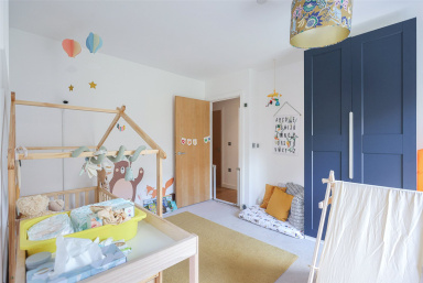 Lismore Boulevard, Colindale Gardens - NW9 view 15
