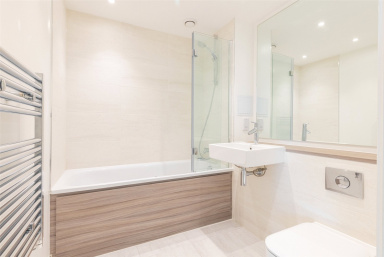 Lismore Boulevard, Colindale Gardens - NW9 view 6