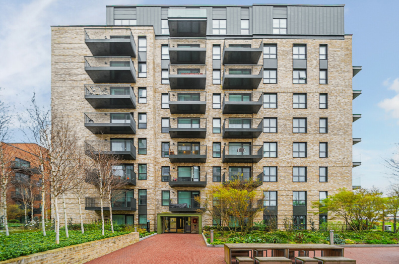 1 bedroom apartments/flats to sale in Greenleaf Walk, Southall-image 1