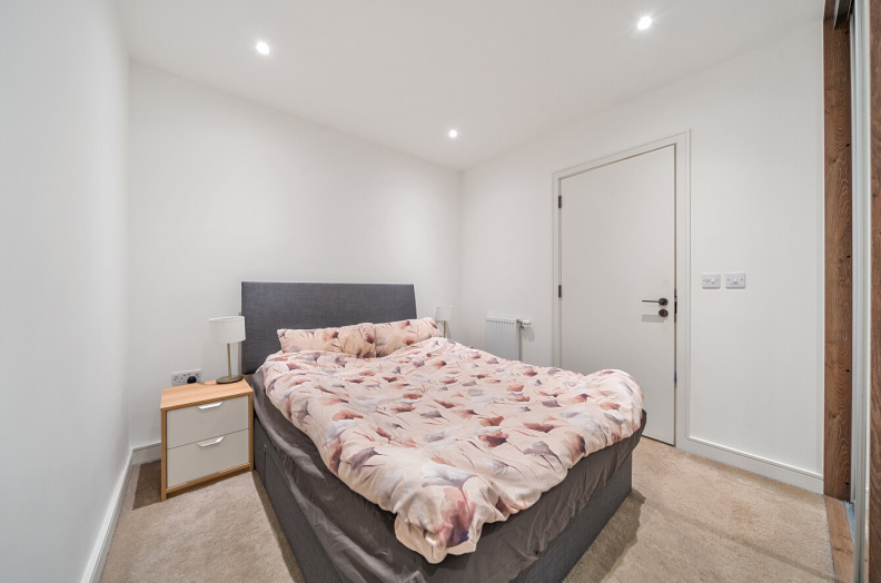 1 bedroom apartments/flats to sale in Greenleaf Walk, Southall-image 6