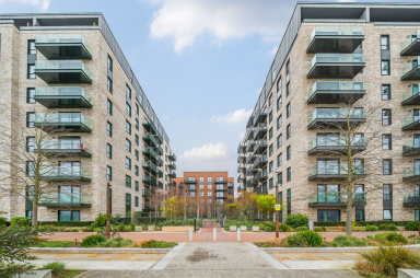 Greenleaf Walk, Southall UB1 image 16