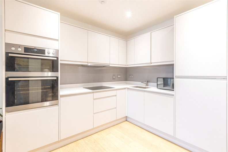 2 bedrooms apartments/flats to sale in Grove Park, Colindale-image 3