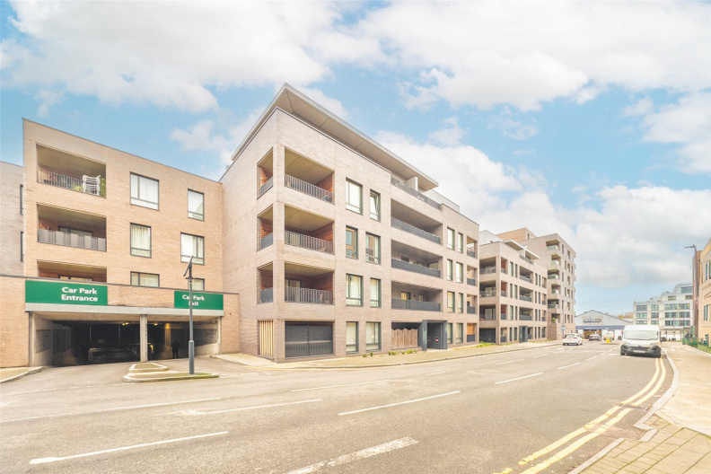 2 bedrooms apartments/flats to sale in Grove Park, Colindale-image 1