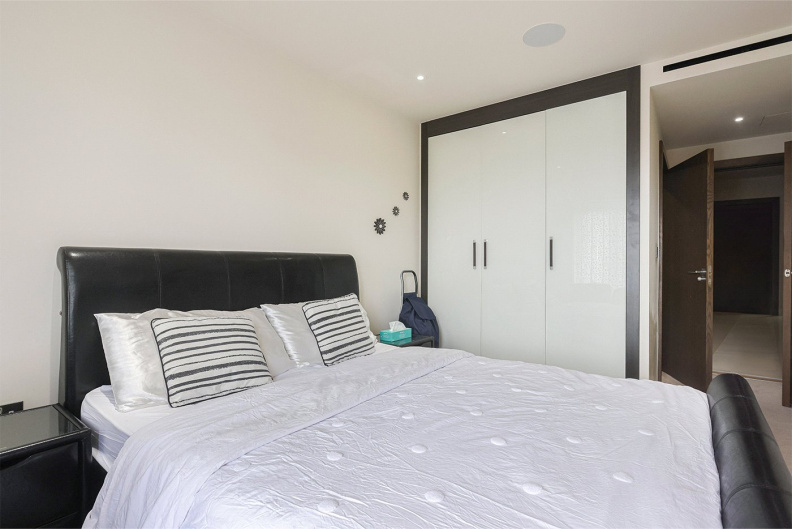 3 bedrooms apartments/flats to sale in Aerodrome Road, Beaufort Park, Colindale-image 12