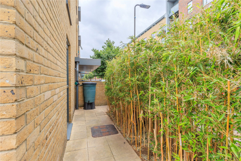 1 bedroom apartments/flats for sale in Tewkesbury Road, Ealing - W13 view 14