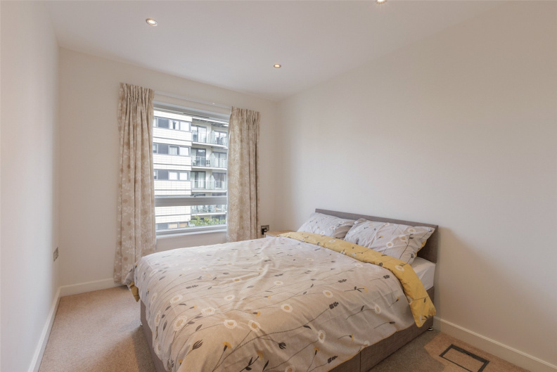 2 bedrooms apartments/flats for sale in Heritage Avenue, Beaufort Park, Colindale - NW9 view 8