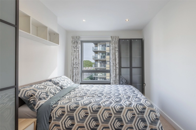 2 bedrooms apartments/flats to sale in Heritage Avenue, Beaufort Park, Colindale-image 4