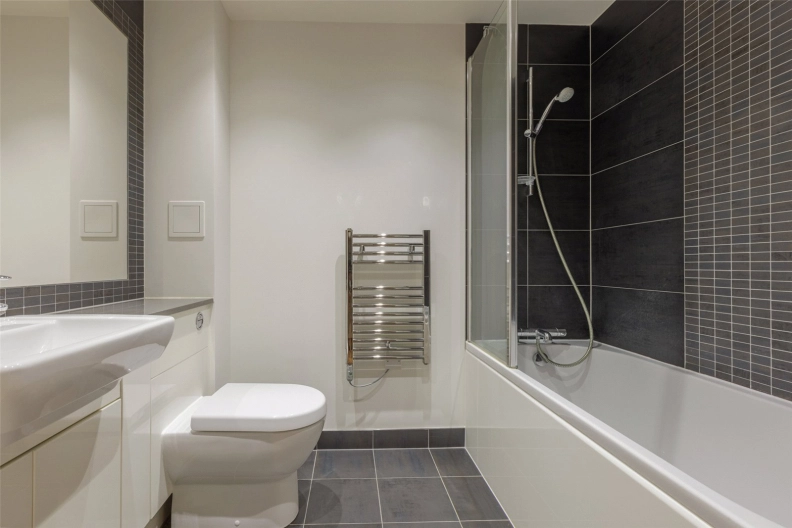 2 bedrooms apartments/flats to sale in Heritage Avenue, Beaufort Park, Colindale-image 11