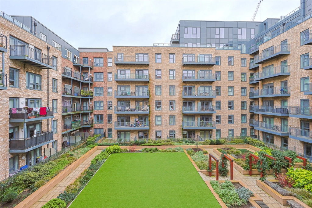 2 bedrooms apartments/flats for sale in Beaufort Square, Beaufort Park, Colindale - NW9 view 10