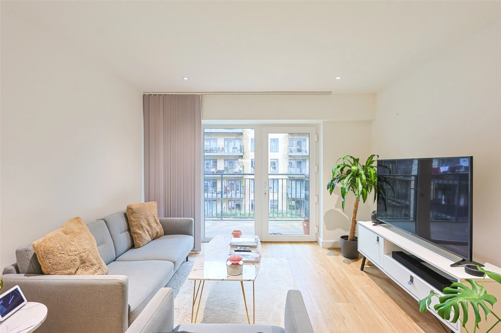 2 bedrooms apartments/flats for sale in Beaufort Square, Beaufort Park, Colindale - NW9 view 2