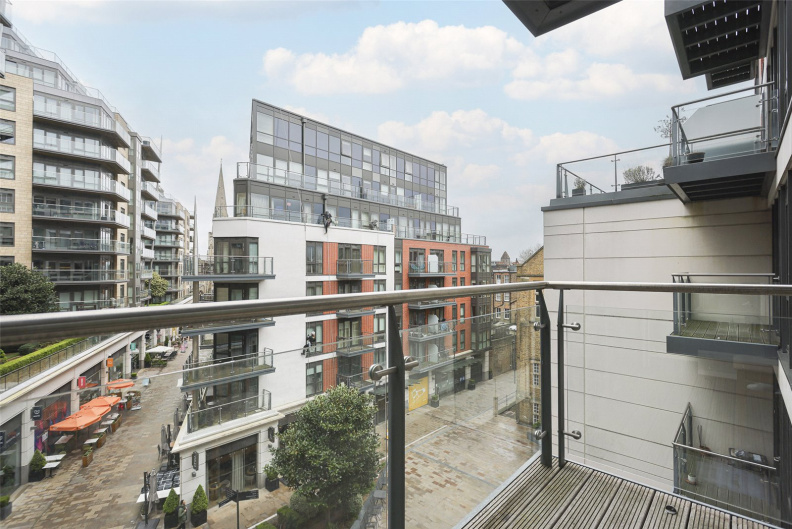 1 bedroom apartments/flats to sale in Dickens Yard, Longfield Avenue, Ealing-image 7