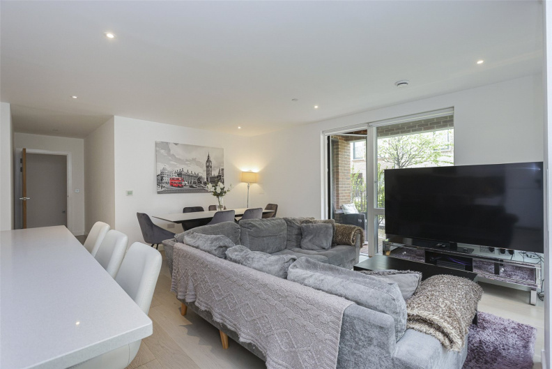 2 bedrooms apartments/flats to sale in Thonrey Close, Colindale Gardens-image 7