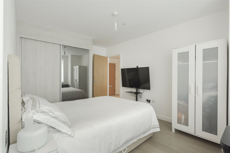 2 bedrooms apartments/flats to sale in Thonrey Close, Colindale Gardens-image 23
