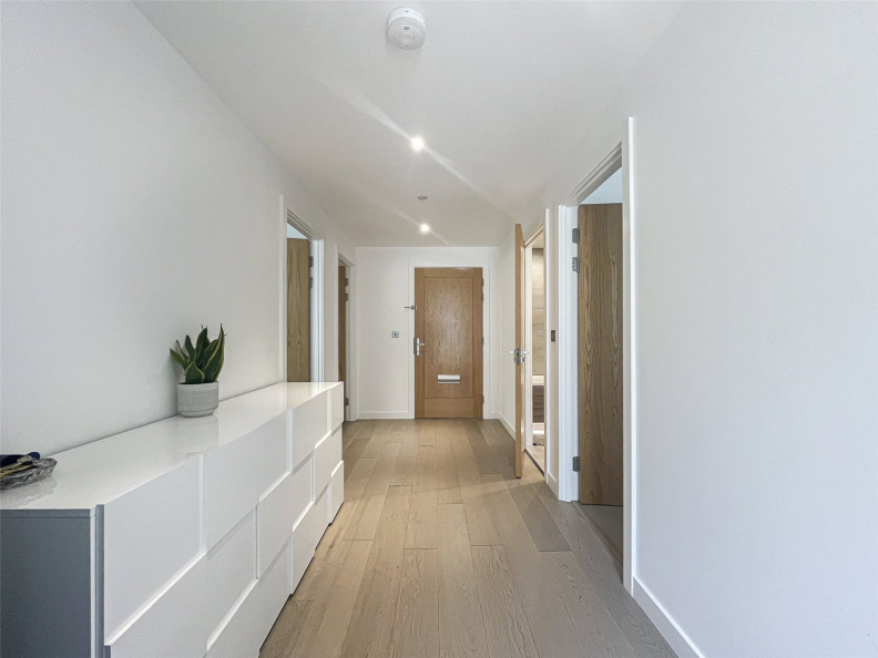 2 bedrooms apartments/flats to sale in Thonrey Close, Colindale Gardens-image 3
