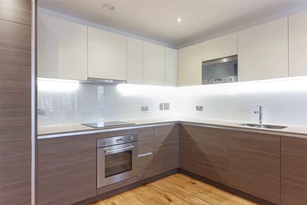 2 bedrooms apartments/flats for sale in Silverworks Close, Colindale - NW9 view 8