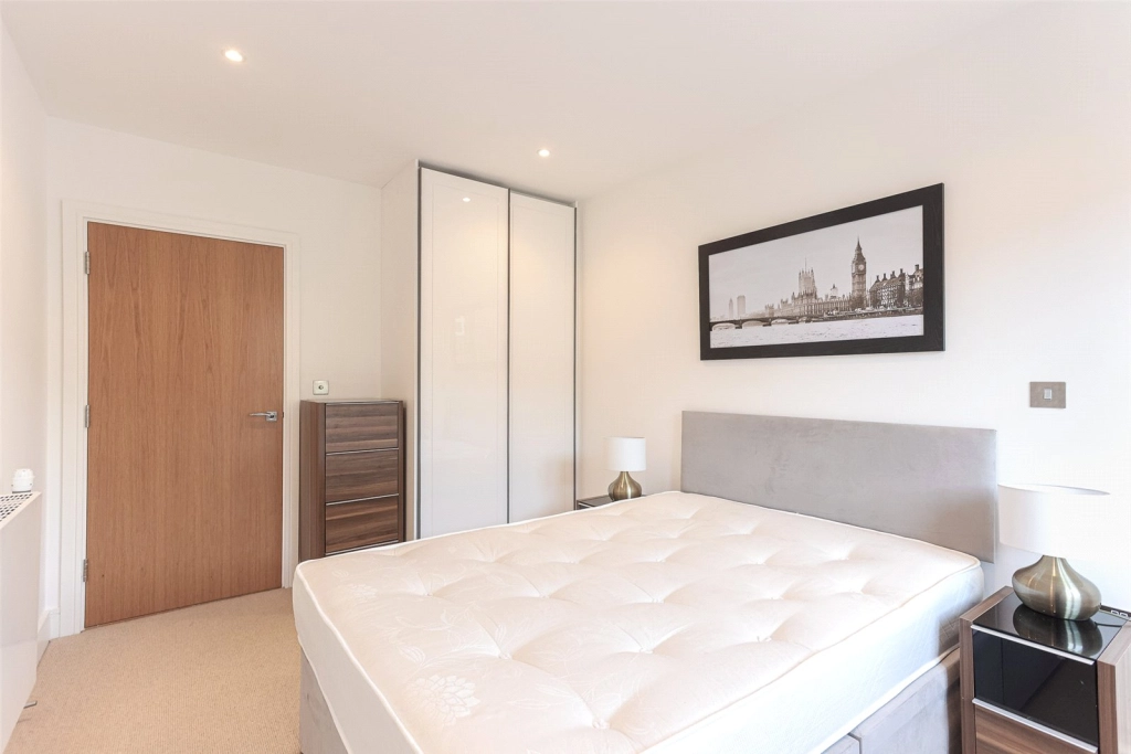 2 bedrooms apartments/flats for sale in Silverworks Close, Colindale - NW9 view 20