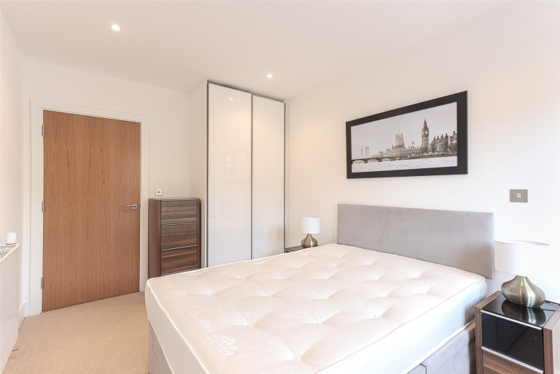 2 bedrooms apartments/flats to sale in Silverworks Close, Colindale-image 17