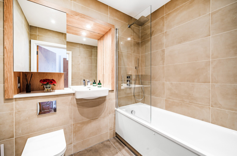 2 bedrooms apartments/flats to sale in Grove Park, Colindale-image 13