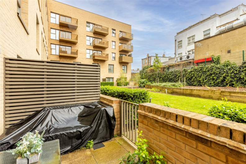 2 bedrooms apartments/flats to sale in Perryfield Way, Hendon-image 10