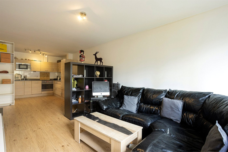 2 bedrooms apartments/flats for sale in Heritage Avenue, Beaufort Park - NW9 view 8