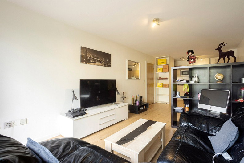 2 bedrooms apartments/flats for sale in Heritage Avenue, Beaufort Park - NW9 view 10