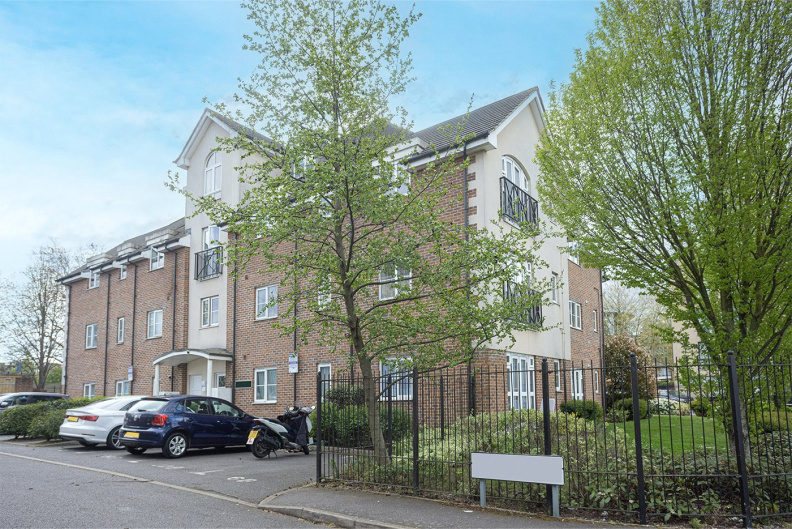 2 bedrooms apartments/flats to sale in Runway Close, Colindale-image 17