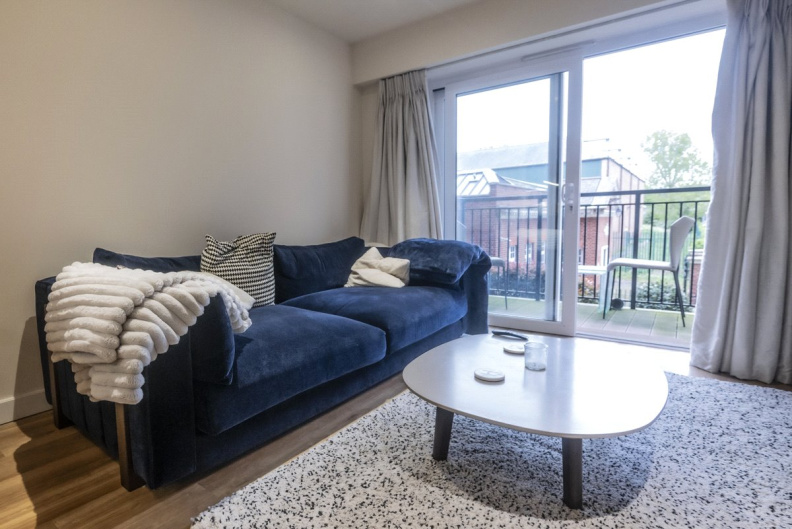 1 bedroom apartments/flats to sale in Beaufort Square, Beaufort Park, Colindale-image 3