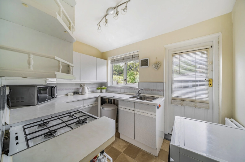 3 bedrooms houses to sale in Glendun Road, Acton-image 3