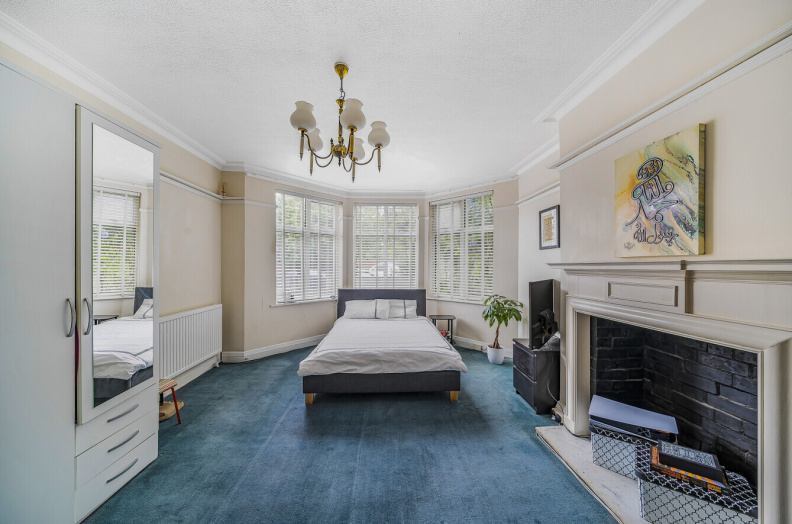 3 bedrooms houses to sale in Glendun Road, Acton-image 4