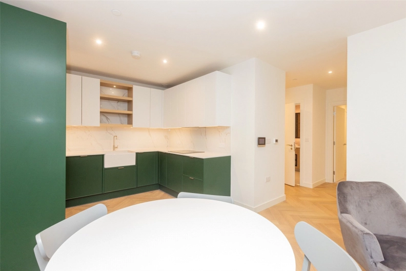 2 bedrooms apartments/flats to sale in Henshaw Parade, The Hyde, Colindale-image 13