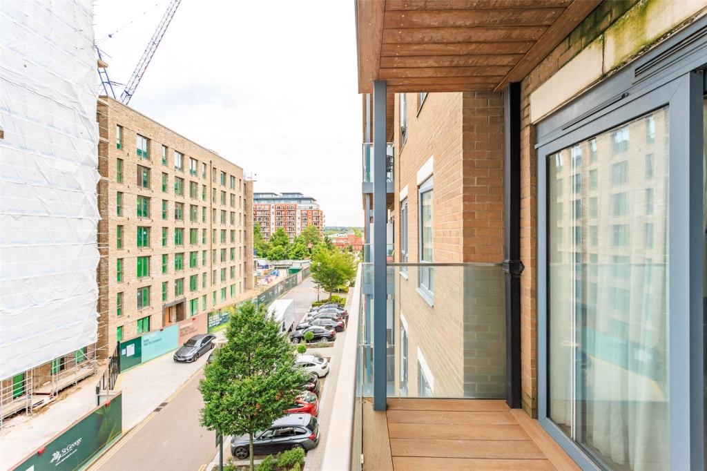 1 bedroom apartments/flats for sale in East Drive, Colindale - NW9 view 13