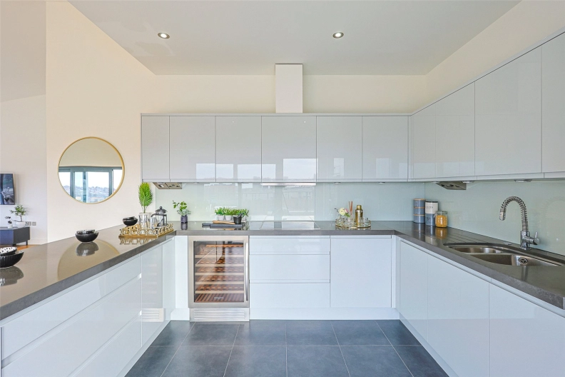 3 bedrooms apartments/flats for sale in Aerodrome Road, Beaufort Park, Colindale - NW9 view 10